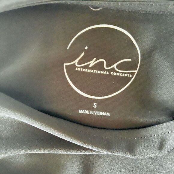 I.N.C. black boatneck 3/4 sleeve polyester spandex top with sleeve zippers sz S - Picture 8 of 8